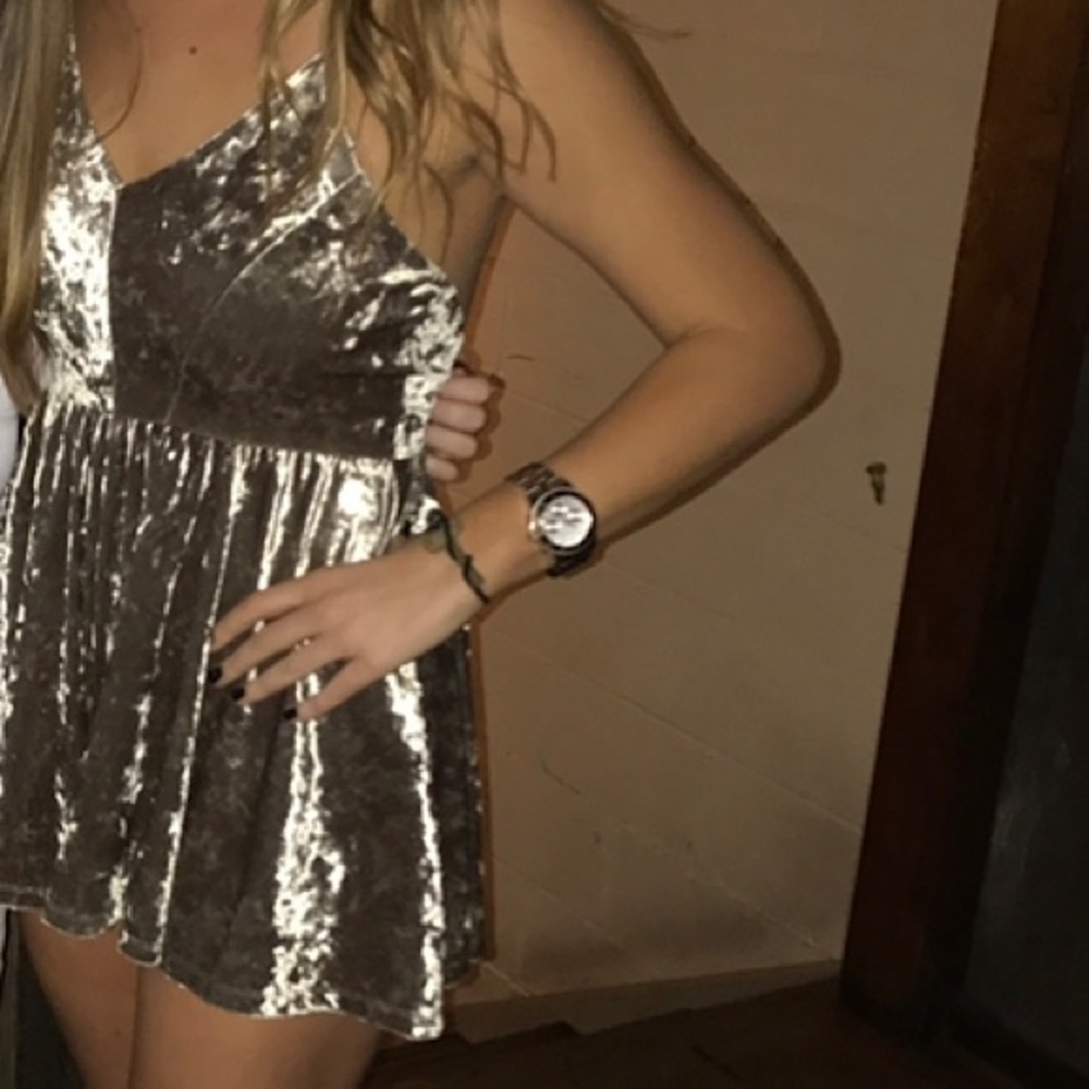Urban outfitters romper - Picture 3 of 6